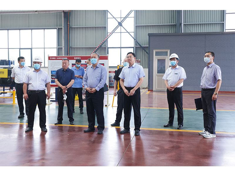 河南礦山｜國(guó)家市場(chǎng)監(jiān)管總局特種設(shè)備局局長(zhǎng)崔鋼一行蒞臨公司智能產(chǎn)業(yè)園考察調(diào)研