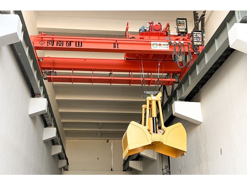 藏不住了！這臺“自動抓斗”神器，真神奇~