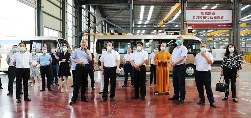  省人大常委會(huì)副主任徐濟(jì)超一行蒞臨河南礦山智能制造產(chǎn)業(yè)園調(diào)研